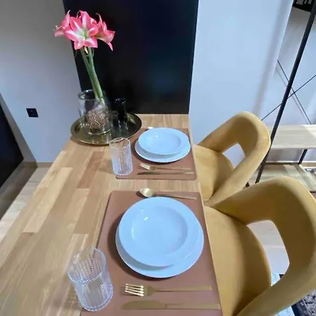 Dream Romantic Living * سيرس
